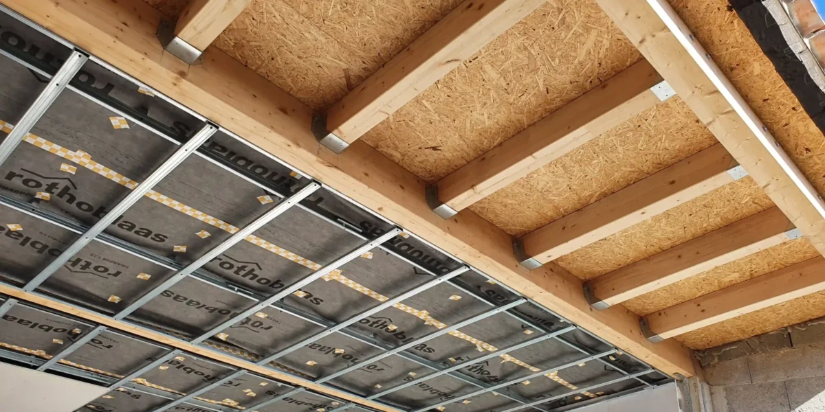 Cerramiento de tejado seguro y eficiente en construcciones y reformas Mallorca